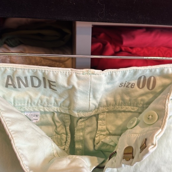 J Crew Andie 9” size 00 mint colored Bermuda shorts​ - Picture 2 of 3